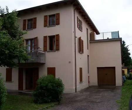 La Vecchia Reggio 公寓式酒店 雷焦艾米利亚